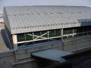 松原第五中学校屋体耐震補強工事の写真