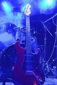ライブスペースのギターの写真